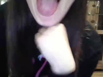 britneyamy from chaturbate taken in 2020-01-01