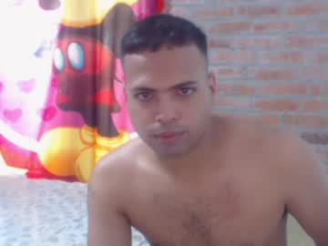 andresfern from chaturbate taken in 2020-12-21