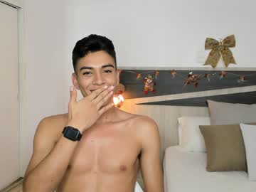 michael_hunter from chaturbate taken in 2021-12-23