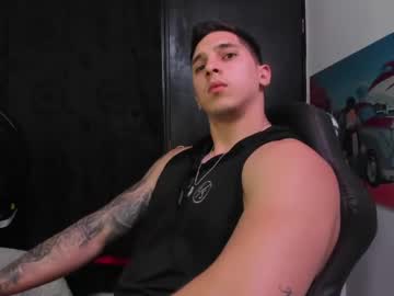 ironflex1 from chaturbate taken in 2024-07-04