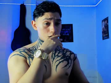 alessandro_wolf from chaturbate taken in 2024-11-06