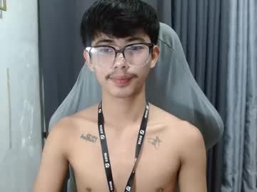 boynextdoor4ux from chaturbate taken in 2024-11-06