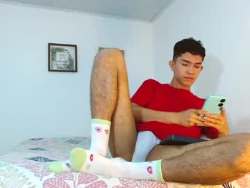 noah_tyler_ from chaturbate taken in 2024-12-09
