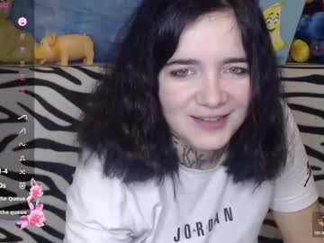 yours_good_mood from chaturbate taken in 2024-12-12