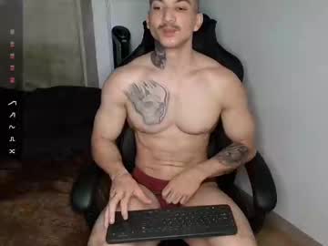 colombianmuscle8 from chaturbate taken in 2025-01-17