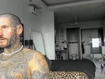 lucasexclusive from chaturbate taken in 2025-01-01