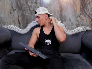 salvatore_damore from chaturbate taken in 2025-01-08