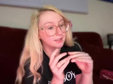 vanillapuddingpie from chaturbate taken in 2025-02-09