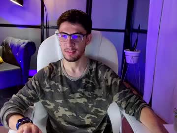 aaronn_miller from chaturbate taken in 2025-03-24