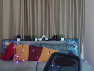 ay_kiss_jully from chaturbate taken in 2025-03-27