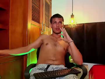 danniel_villa_ from chaturbate taken in 2025-03-17