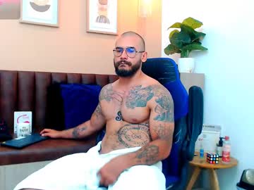 hanz_col from chaturbate taken in 2025-03-27