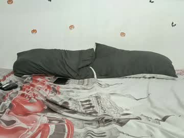 julian_whitee654 from chaturbate taken in 2025-03-30