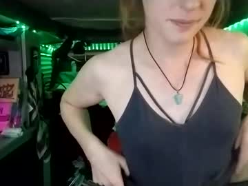 lesleygumgrass from chaturbate taken in 2025-03-26