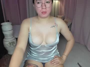 prettypetiteashley from chaturbate taken in 2025-03-17