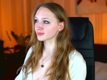 shy_eva from chaturbate taken in 2025-03-17