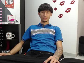 teylor_estid10 from chaturbate taken in 2025-03-17