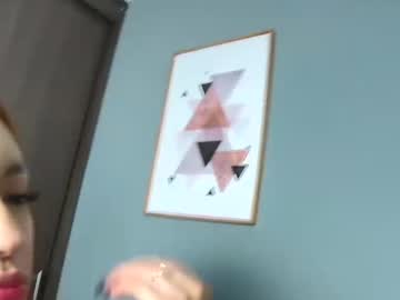 2cgirls69 from chaturbate taken in 2025-04-27