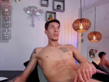 adam__fox from chaturbate taken in 2025-04-11