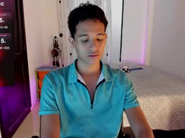 alessandro_wizard from chaturbate taken in 2025-04-07