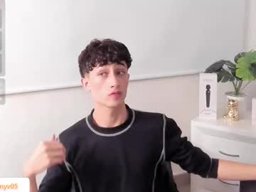 anthonny5 from chaturbate taken in 2025-04-10
