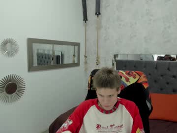 blondie_lover69 from chaturbate taken in 2025-04-18