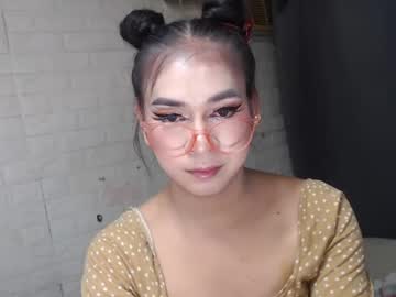 camela_star from chaturbate taken in 2025-04-19