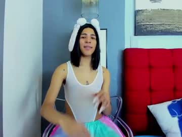 crisevanz18 from chaturbate taken in 2025-04-18