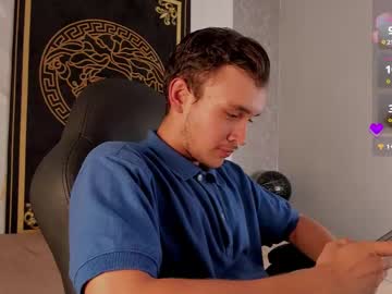 desmond_clark from chaturbate taken in 2025-04-24
