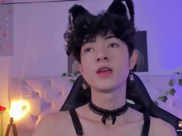 elliot_younng from chaturbate taken in 2025-04-21