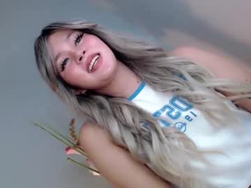 its_me_bell from chaturbate taken in 2025-04-18