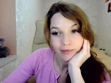 itslunaday from chaturbate taken in 2025-04-19