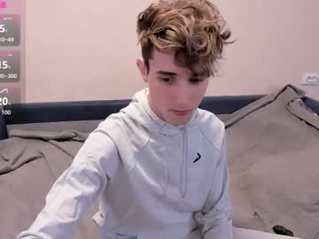 james_mil from chaturbate taken in 2025-04-24