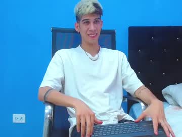 jhony_sex3 from chaturbate taken in 2025-04-26