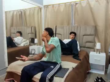 julian_billy from chaturbate taken in 2025-04-28
