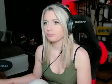 kimilee22 from chaturbate taken in 2025-04-25