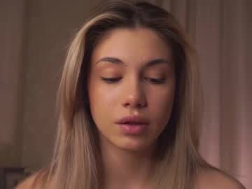loraalvey from chaturbate taken in 2025-04-20