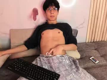 luixdust from chaturbate taken in 2025-04-15