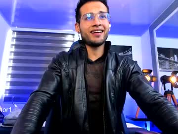 max_conor_ from chaturbate taken in 2025-04-28