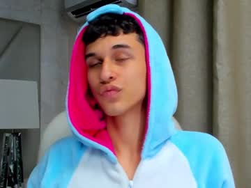 owen_stone1 from chaturbate taken in 2025-04-28