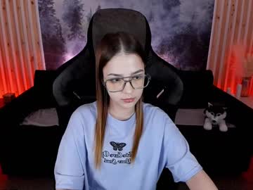 pambeeslyy from chaturbate taken in 2025-04-06