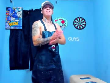 raymondstonee from chaturbate taken in 2025-04-23