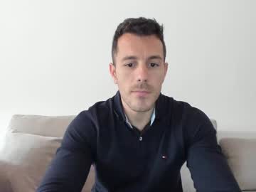 roberto4ever from chaturbate taken in 2025-04-23