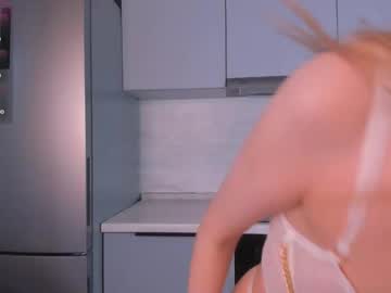 sweeet_loverss from chaturbate taken in 2025-04-25