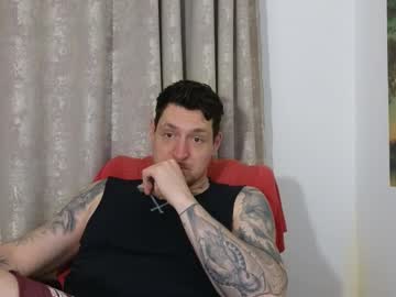 tattooedhunk_ from chaturbate taken in 2025-04-24