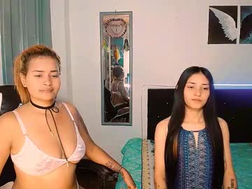 2girls__dream from chaturbate taken in 2025-05-22