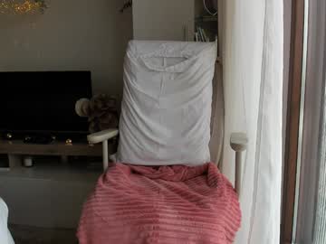 bestgirl_ofthe_neighborhood from chaturbate taken in 2025-05-22