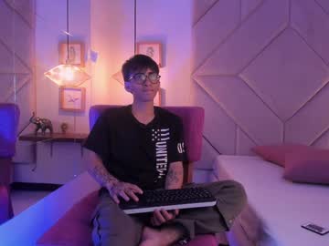 bluee_boy_ from chaturbate taken in 2025-05-27