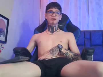dann_brown from chaturbate taken in 2025-05-20