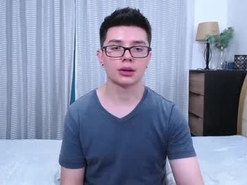 kevinhunts from chaturbate taken in 2025-05-25